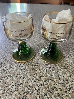 Merry Christmas Zum Deutschen Eck Green Stem Glasses with Gold Trim